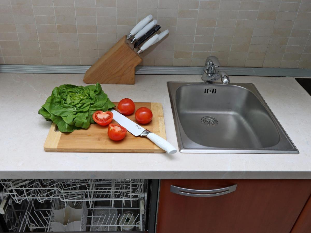 Starry Night - Smart Tv, Extra Big Bed, Big Bathtub, Private Parking, Sea View, Wifi, 2Bedrooms Volosko Exterior photo
